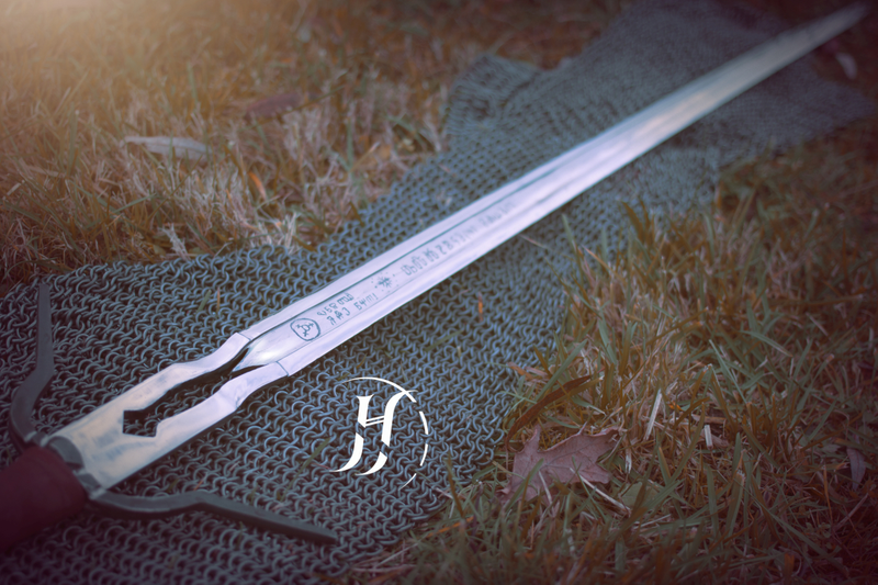 Illustration for article titled Ciri's Witcher 3 Sword, Forged In The Real World
